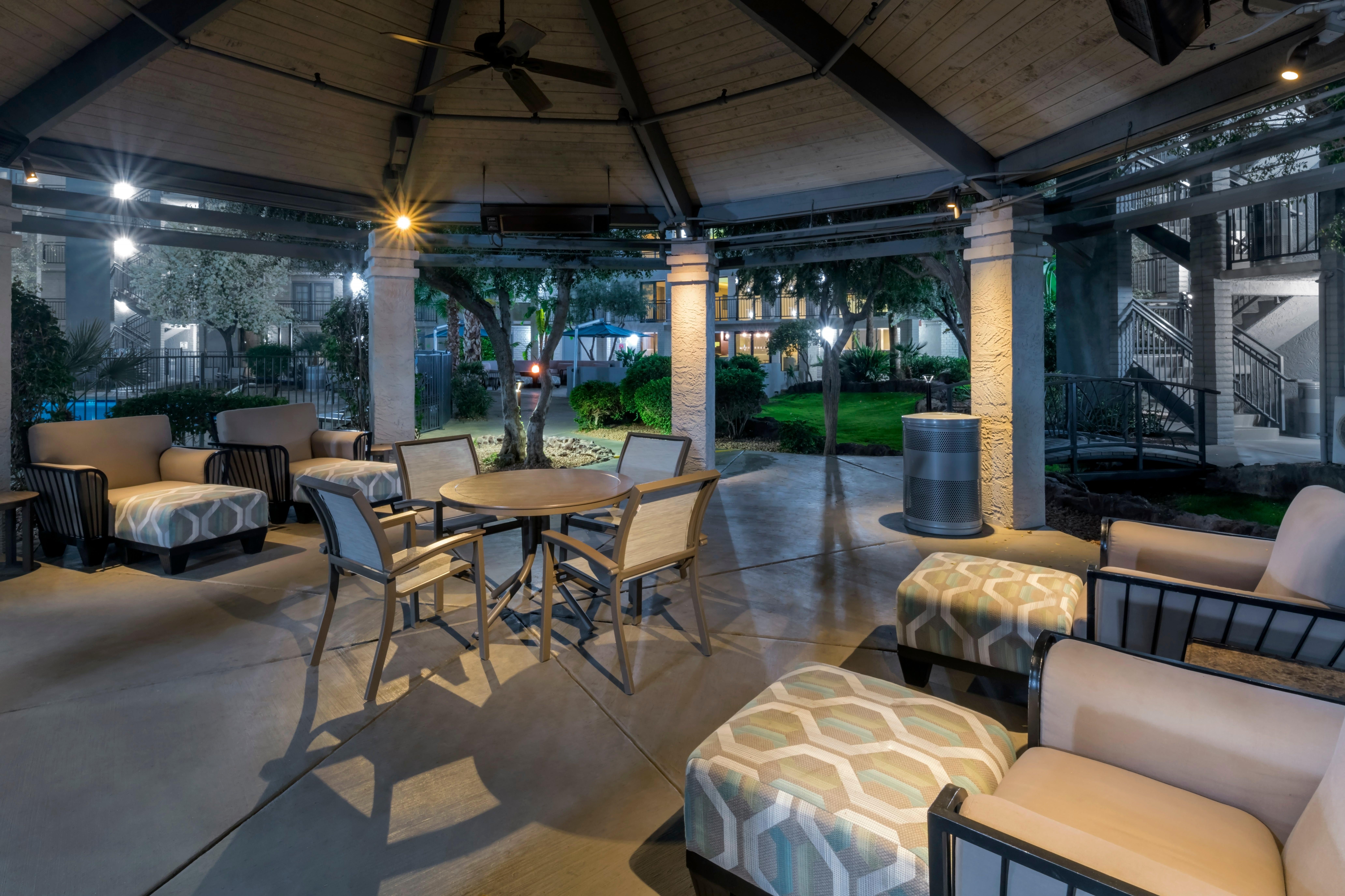 Holiday Inn And Suites Phoenix Airport North By Ihg Eksteriør bilde